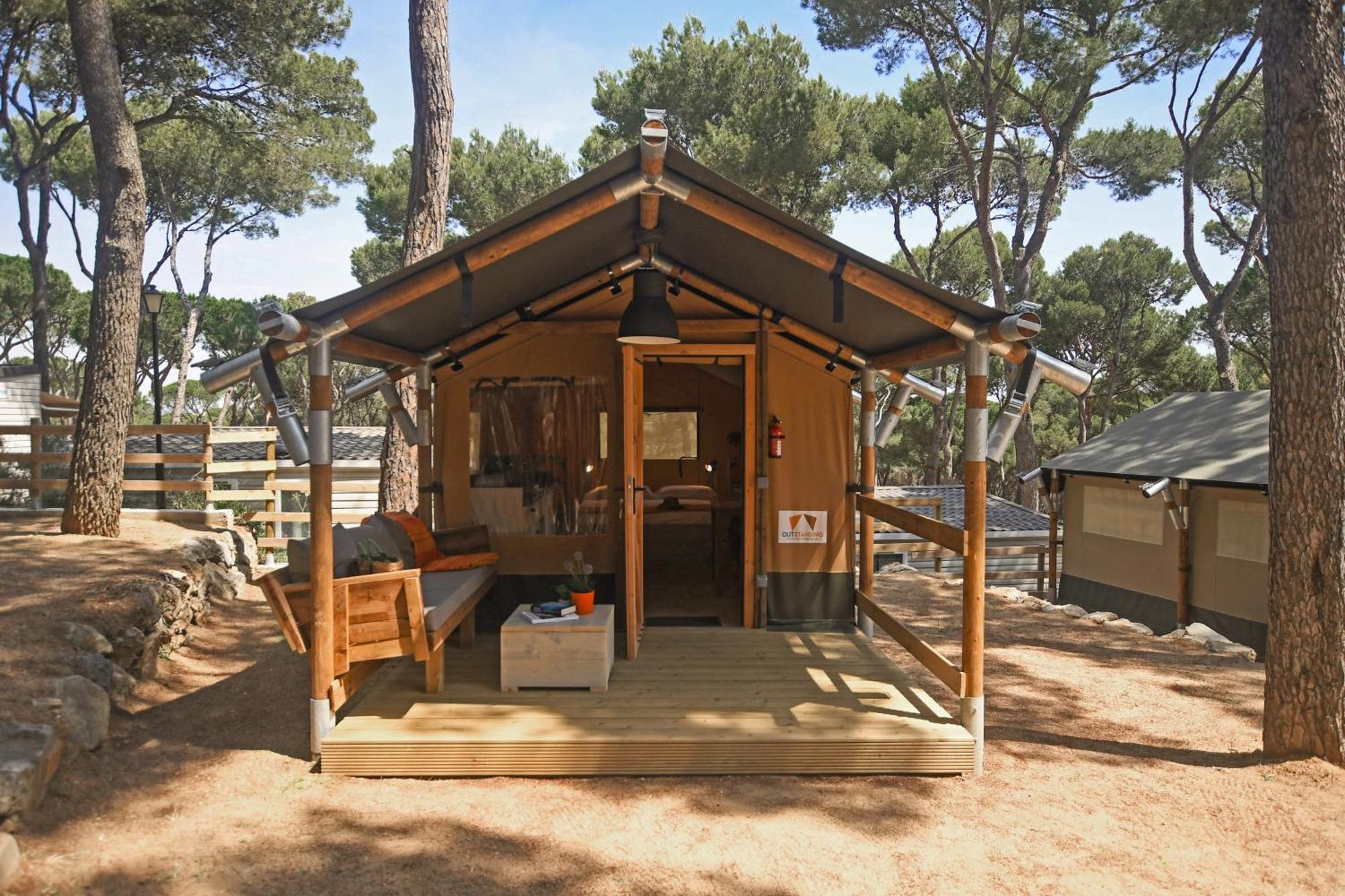 Interpals Eco 4*