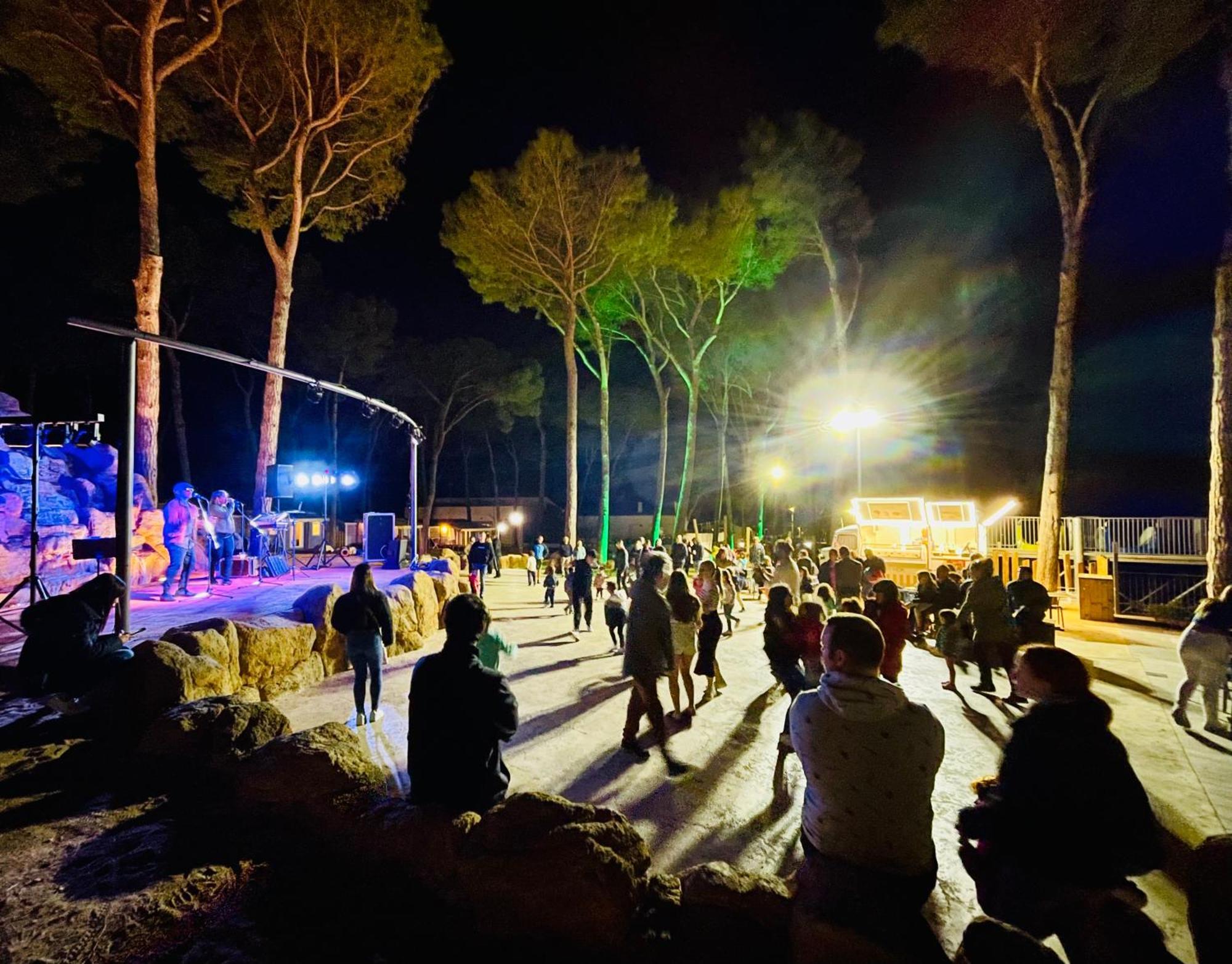 Interpals Eco Camping 4*